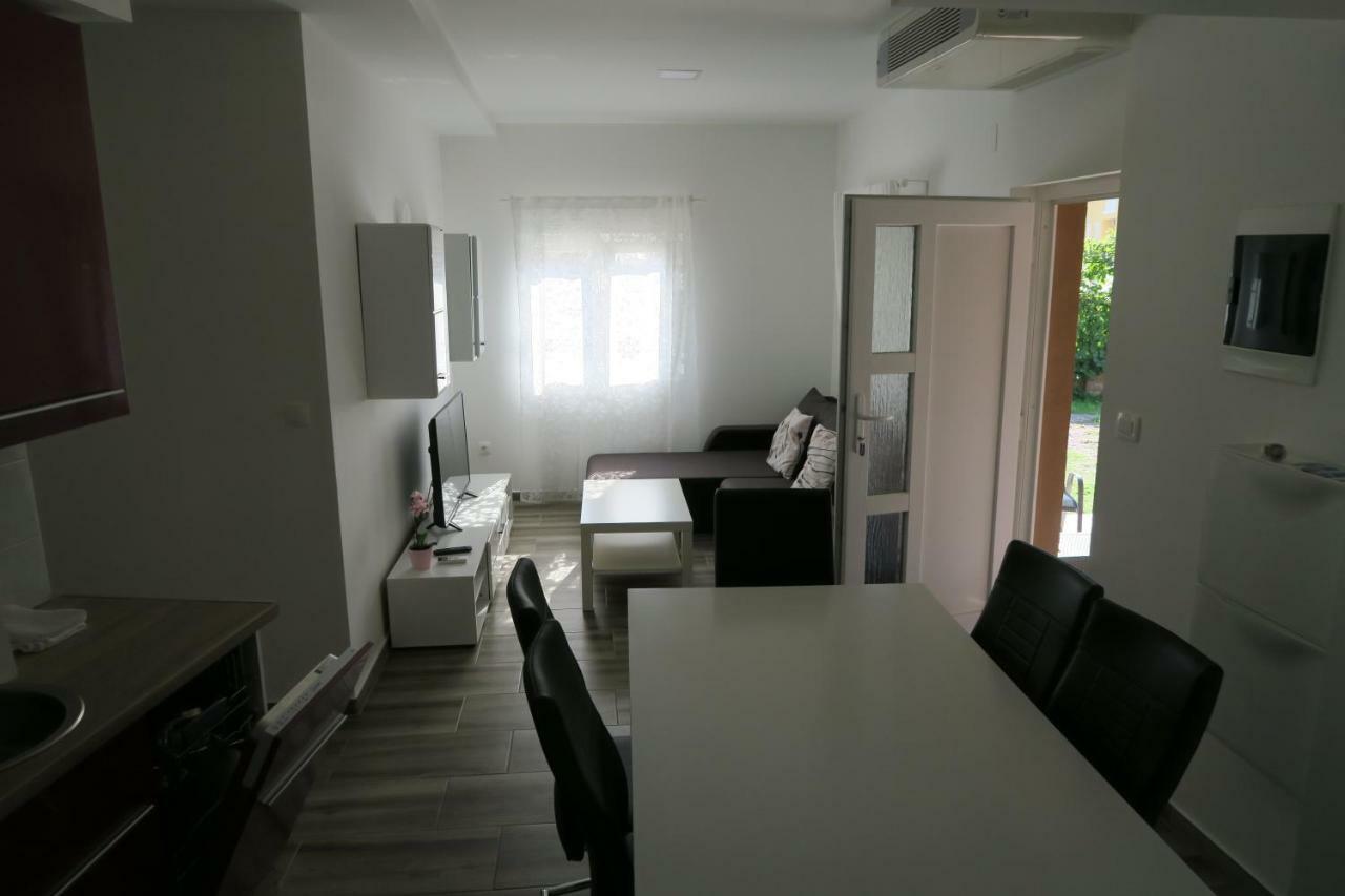 Family Apartment Baska  Exterior photo