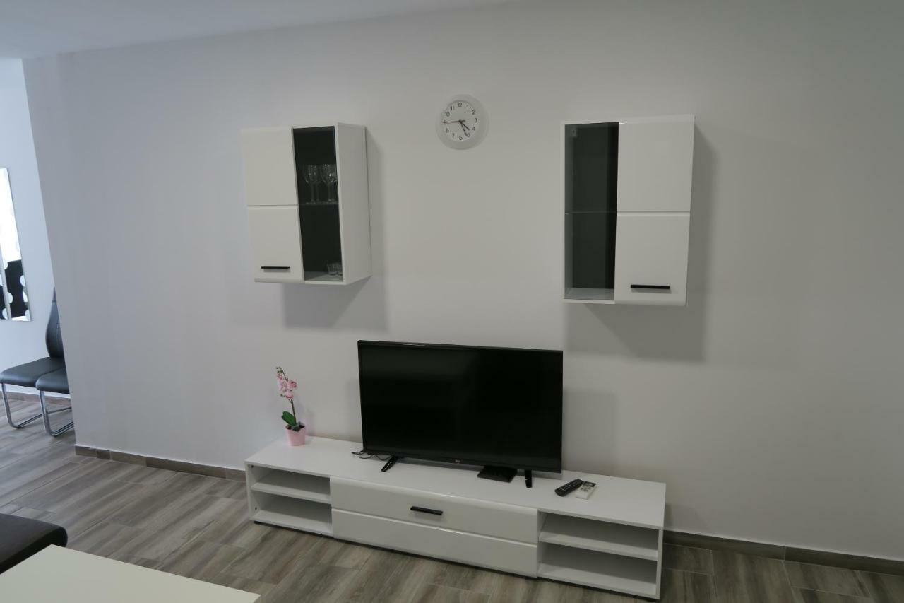 Family Apartment Baska  Exterior photo