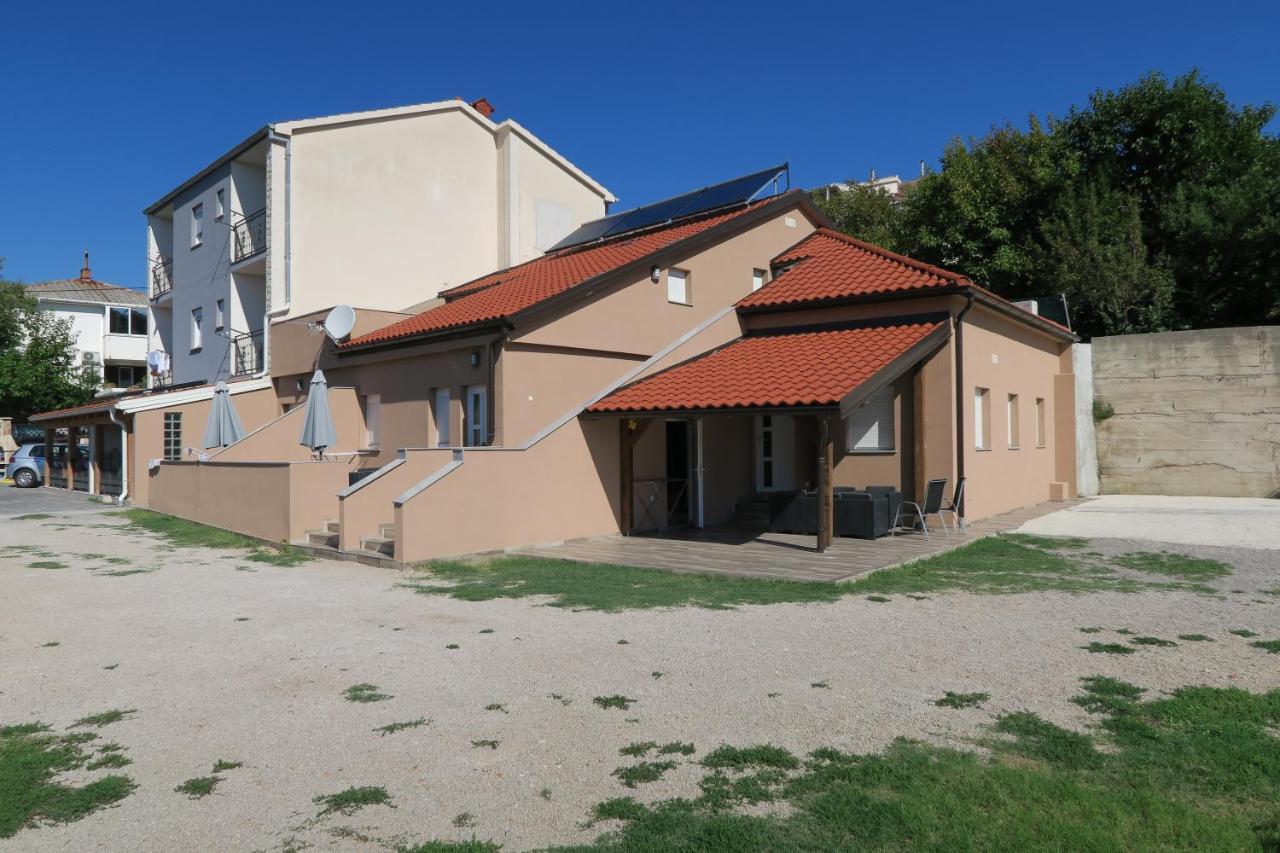 Family Apartment Baska  Exterior photo